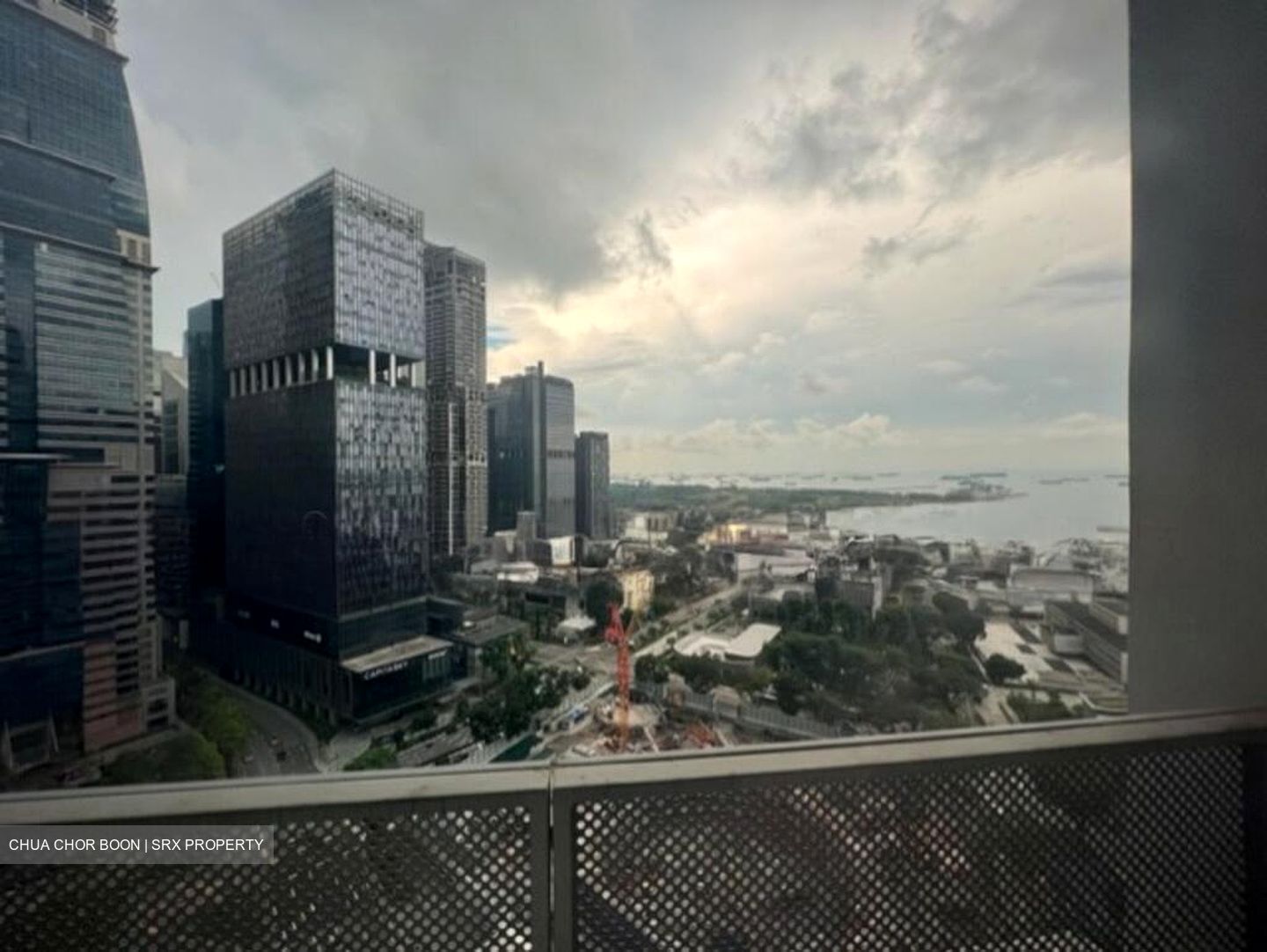 International Plaza (D2), Office #498690591